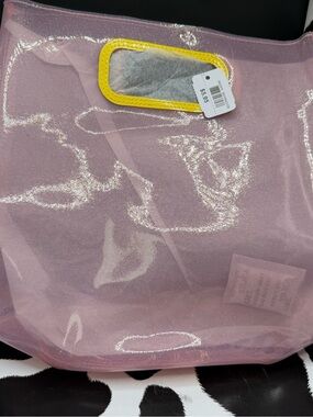 (Bundle of 2) Bath & Body Works Clear Pink Gift Bags with Yellow Trim